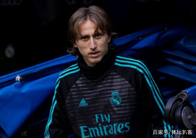 纳帅谈施蒂勒落选：和球员沟通过了，斯图加特对此不满才正常